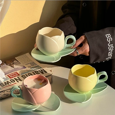 Tazza di caffè in ceramica